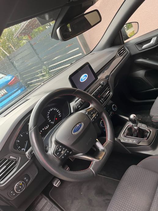 Ford Focus 1.5 TDCi, ST Line, VELIKI I MALI SERVIS, REG. GOD DANA, fotografija 5