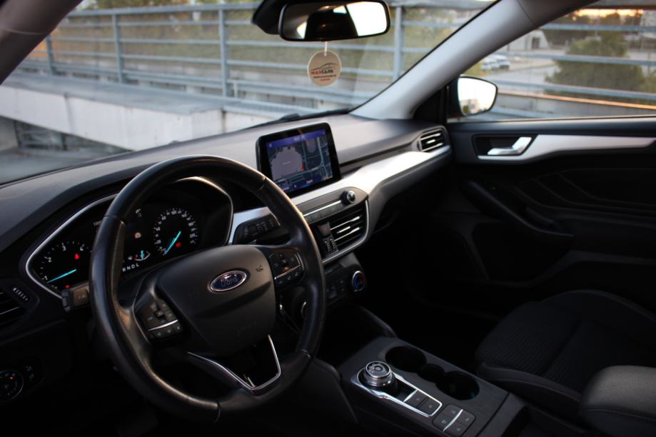 Ford Focus 1,5EcoBlue•Automatik•Navigacija•Grijanje sjedala•Kamera•PDV, fotografija 7