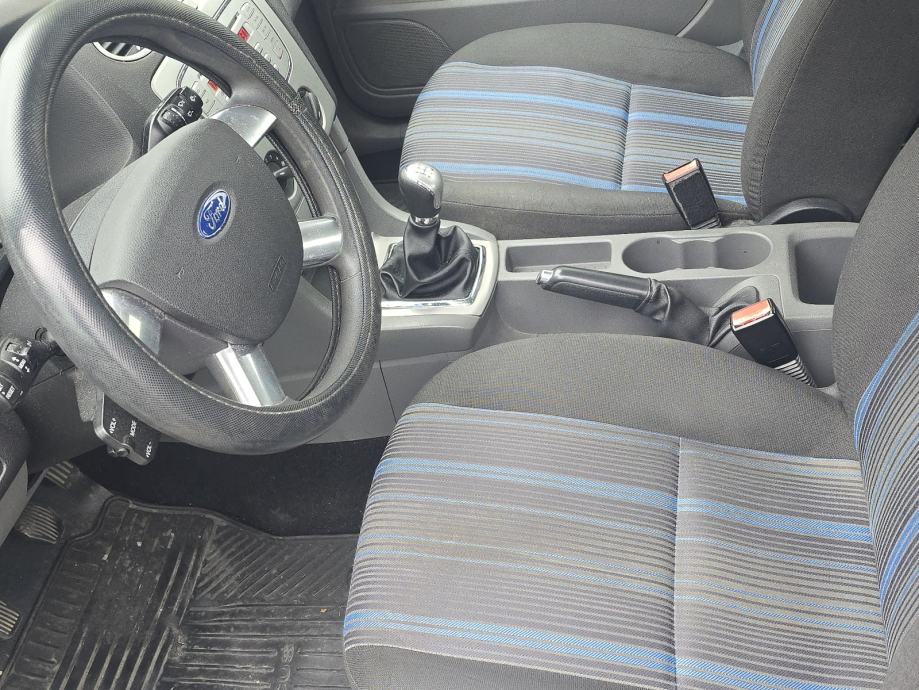 Ford Focus 1,6 16V, fotografija 9