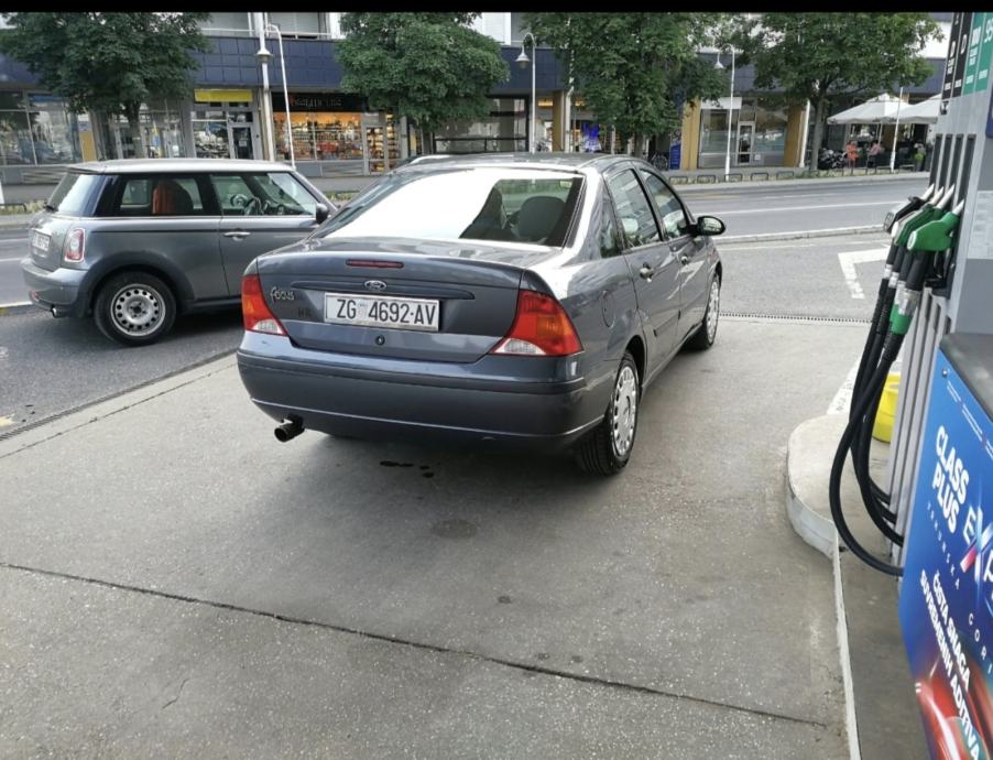 Ford Focus 1,6 16V, fotografija 5