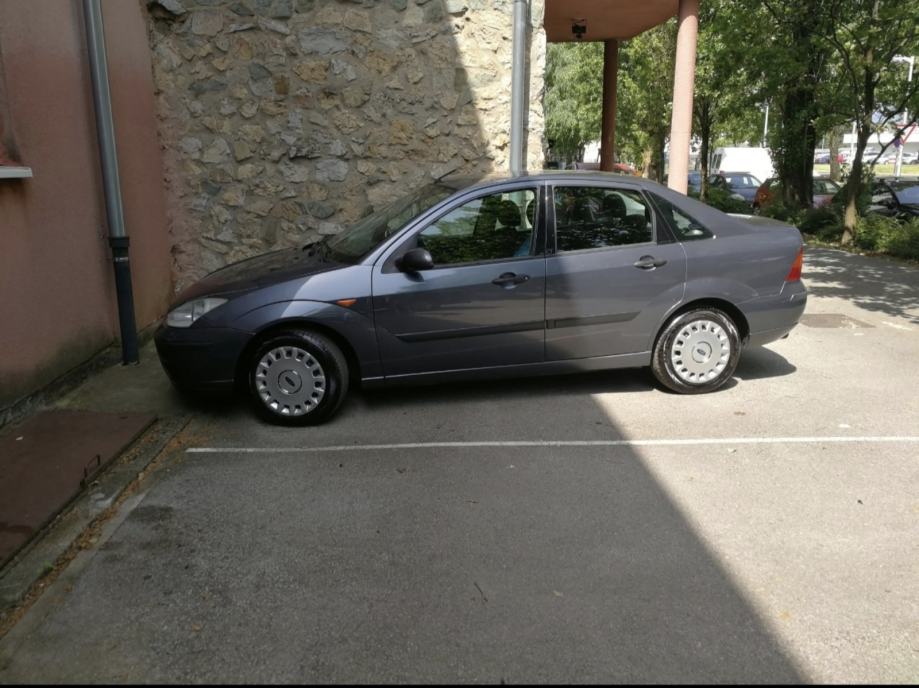 Ford Focus 1,6 16V, fotografija 2
