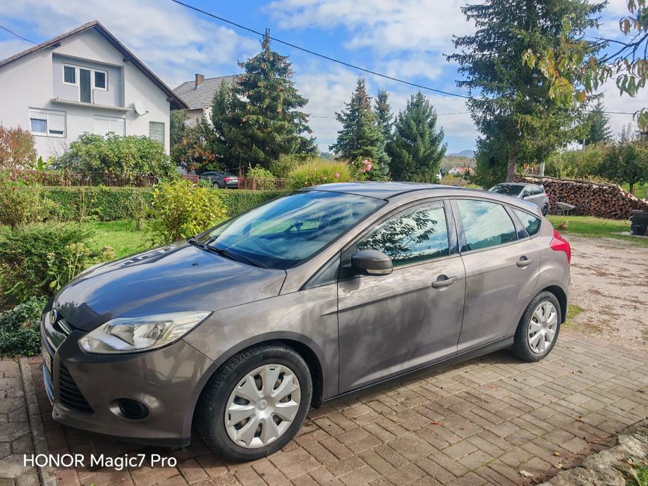 Ford Focus 1,6 - 180.000 km, fotografija 2