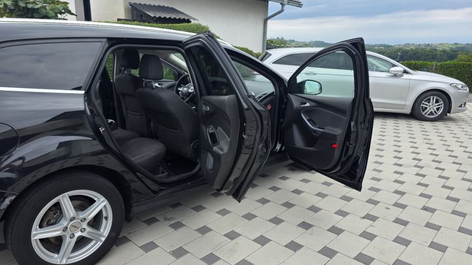 Ford Focus 1.6 TDCI, fotografija 6