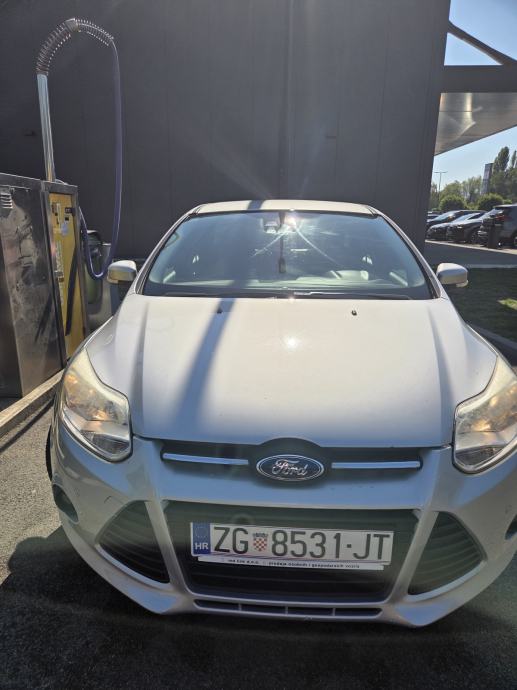 Ford Focus 1,6, fotografija 8
