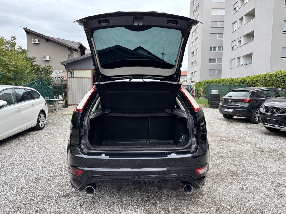 FORD FOCUS 1,6 TDCi 2009 GOD REDIZAJN ST-LINE LOCK TOP STANJE 2,900€!!, fotografija 8