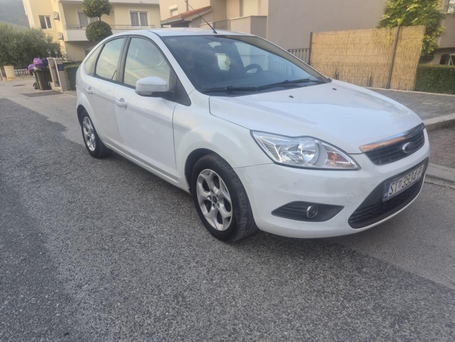 Ford Focus 1,6 TDCI, 2011 godina, fotografija 15