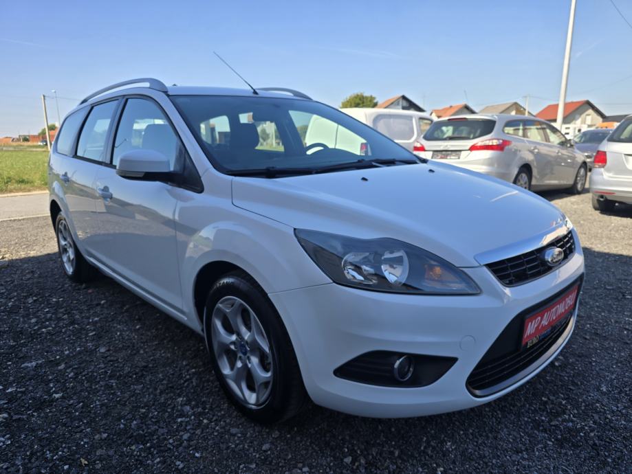 Ford Focus 1,6 TDCI-2012gd.md-NAVIGACIJA-climatronic,alu,tempomKARTICE, fotografija 3