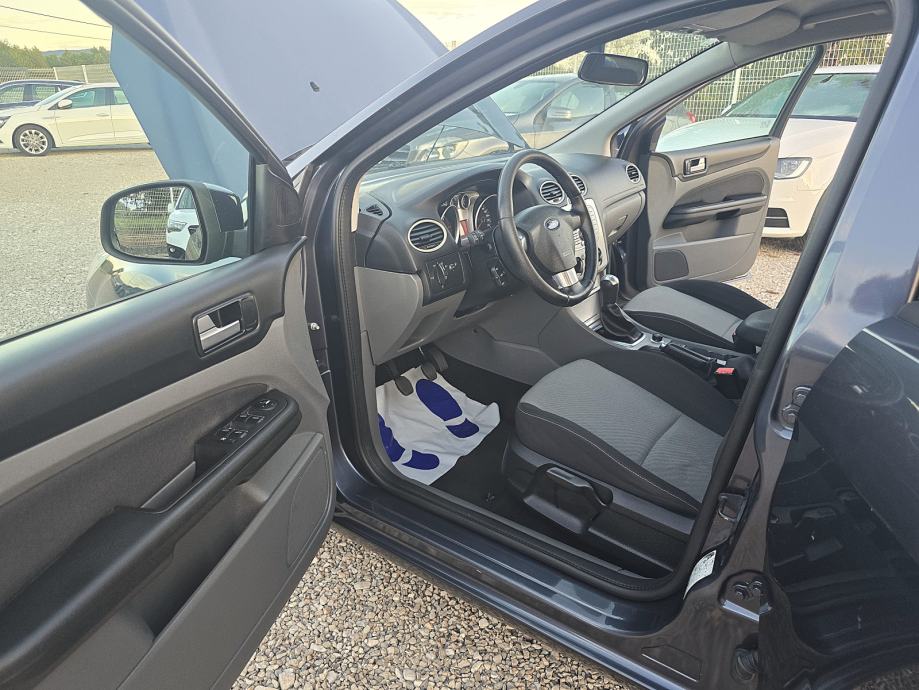 Ford Focus 1,6 TDCi 90Ks Evidencija svih servisa, 2.Vlasnik, ODLIČAN !, fotografija 16