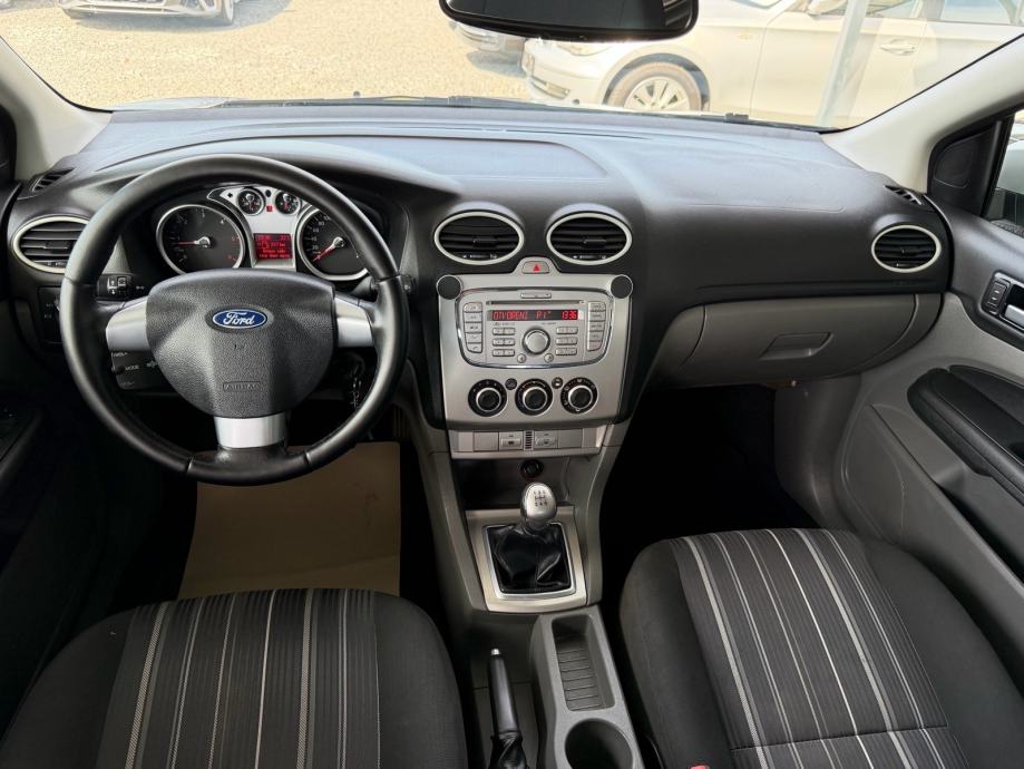 Ford Focus 1,6 TDCI, fotografija 11