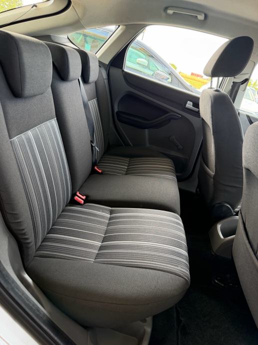 Ford Focus 1,6 TDCI, fotografija 19