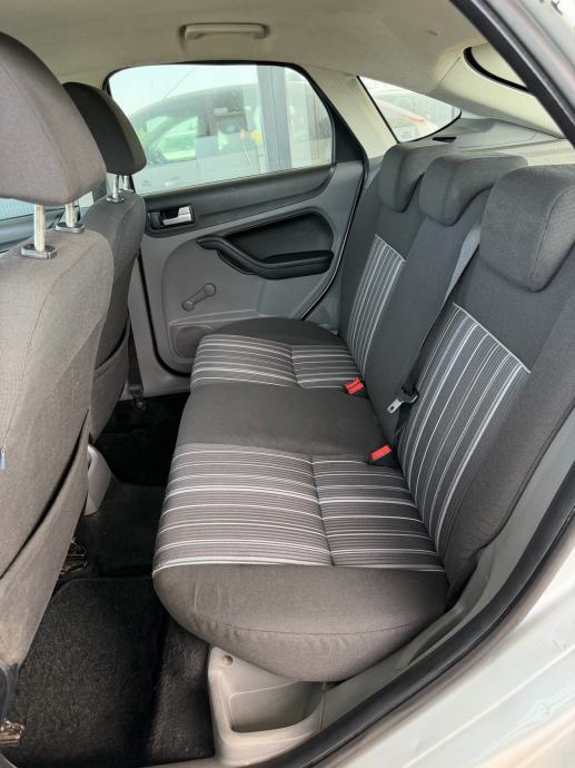 Ford Focus 1,6 TDCI, fotografija 20