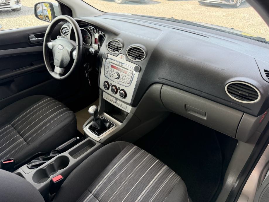 Ford Focus 1,6 TDCI, fotografija 17