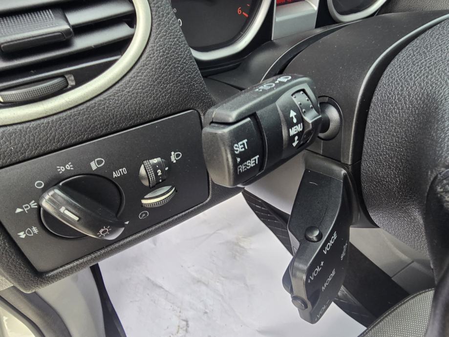 Ford Focus 1,6 TDCI X-ROAD-2011gd.md-KLIMA-media,alu17 ,KARTICE, fotografija 15