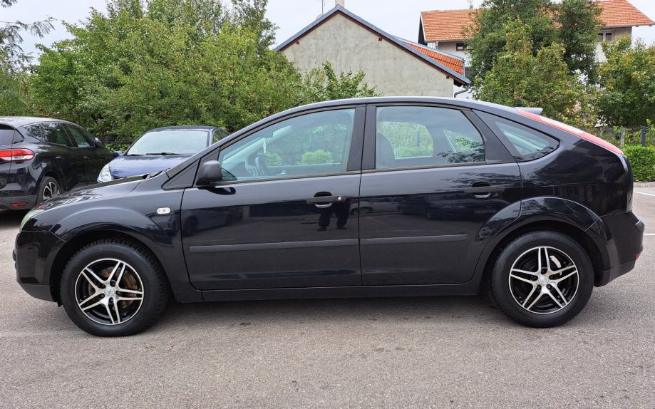 Ford Focus 1.6i 16V Titanium, reg. godinu dana, TOP stanje !!!, fotografija 8