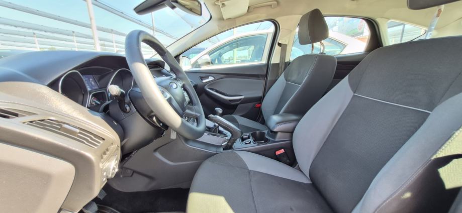 Ford Focus 1,6TDCI, 6 BRZINA, AUT.KLIMA, TEMP, NAV, PARK. SENZ..., fotografija 13