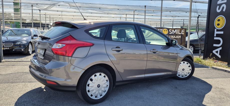 Ford Focus 1,6TDCI, 6 BRZINA, AUT.KLIMA, TEMP, NAV, PARK. SENZ..., fotografija 6