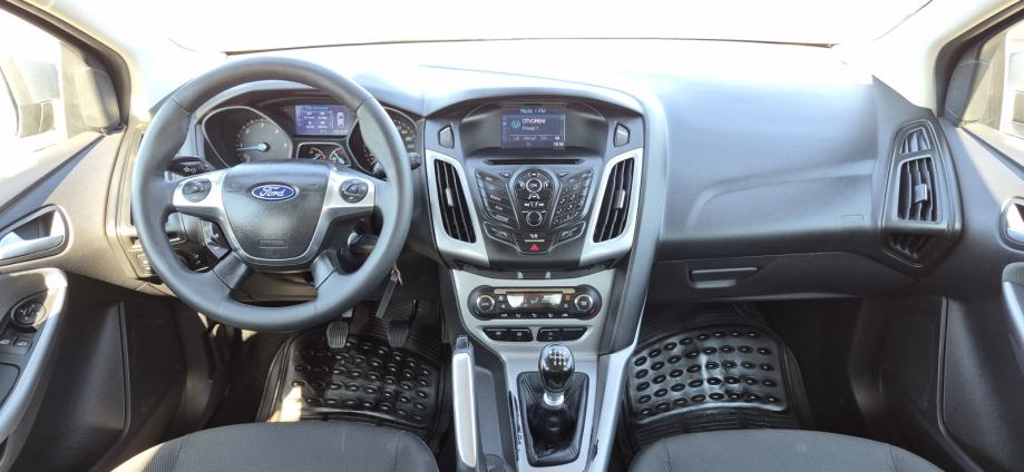 Ford Focus 1,6TDCI, 6 BRZINA, AUT.KLIMA, TEMP, NAV, PARK. SENZ..., fotografija 15