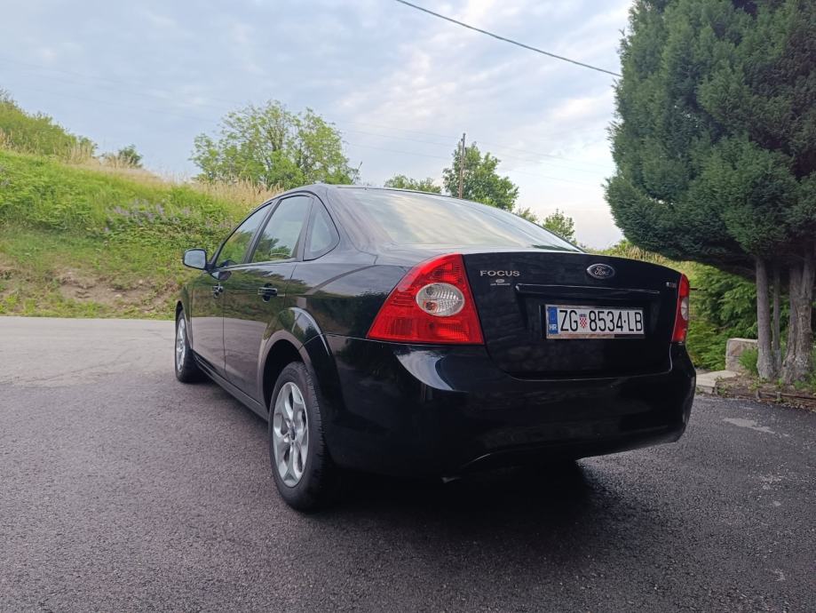 Ford Focus 1,8, fotografija 7
