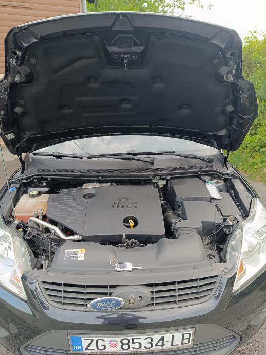 Ford Focus 1,8, fotografija 13
