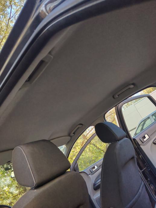 Ford Focus 1,8, fotografija 15
