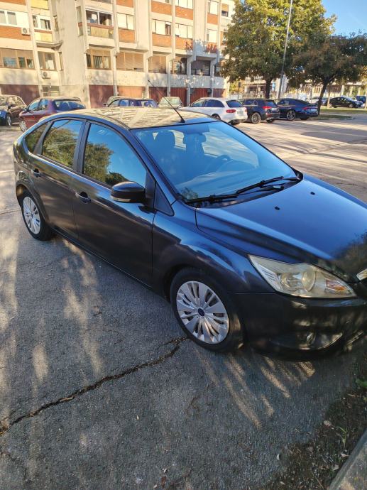Ford Focus 1,8, fotografija 3