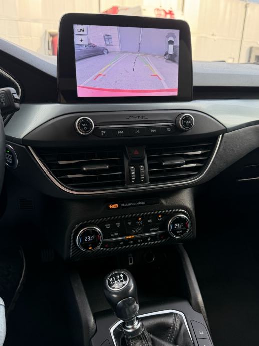 Ford Focus 2.0 TDCi Active, fotografija 10