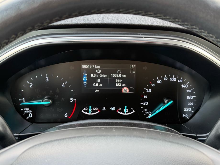 Ford Focus 2.0 TDCi Active, fotografija 13
