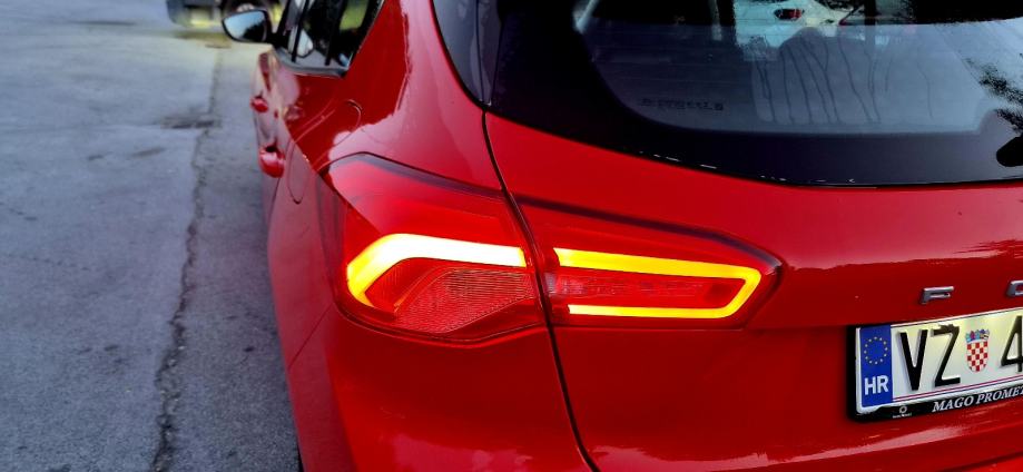 Ford Focus 2,0 TDCi Xenon,LED,Navigacija, fotografija 8