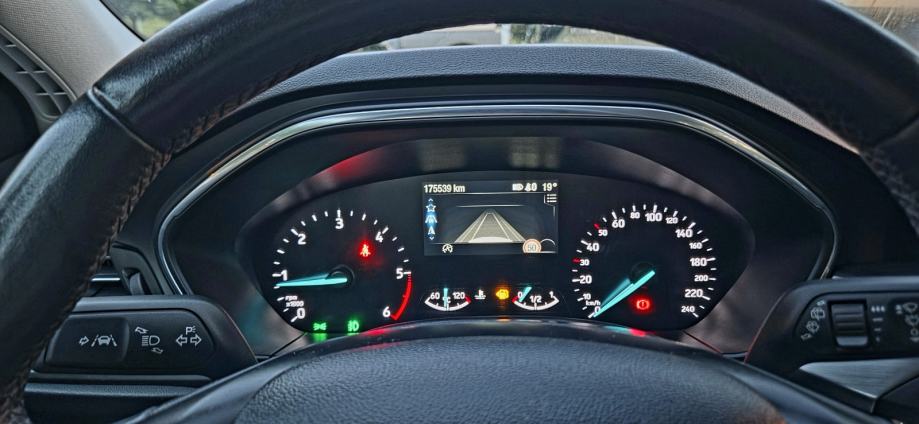Ford Focus 2,0 TDCi Xenon,LED,Navigacija, fotografija 18