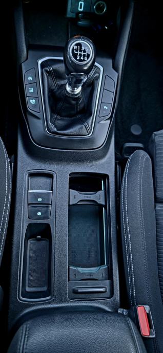 Ford Focus 2,0 TDCi Xenon,LED,Navigacija, fotografija 19