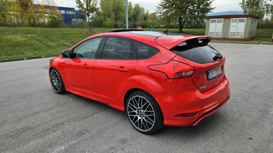 Ford Focus 2,0 TDCi St-Line#Siber#Navi#Servisna#, fotografija 5