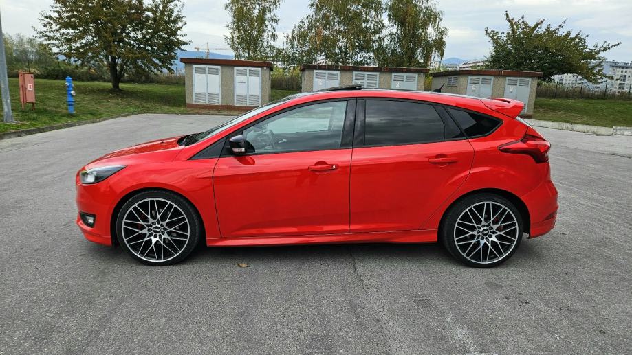 Ford Focus 2,0 TDCi St-Line#Siber#Navi#Servisna#, fotografija 4