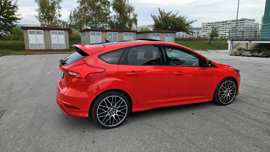 Ford Focus 2,0 TDCi St-Line#Siber#Navi#Servisna#, fotografija 8