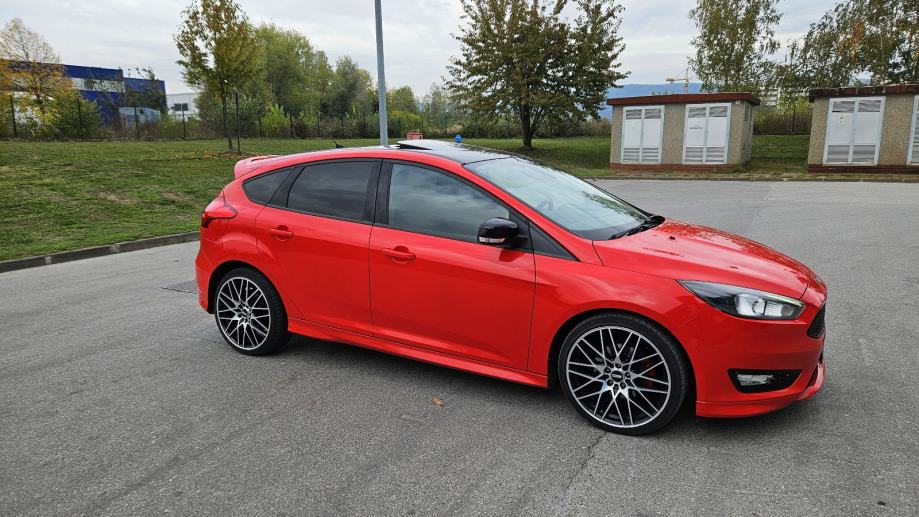 Ford Focus 2,0 TDCi St-Line#Siber#Navi#Servisna#, fotografija 10
