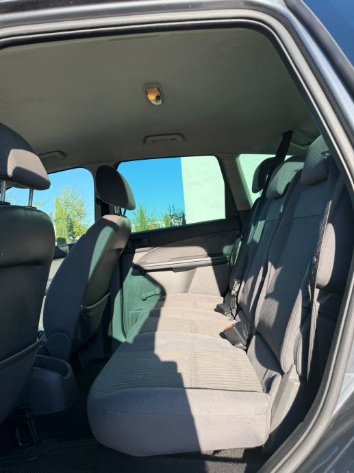 Ford Focus C-Max 1,6 TCi, fotografija 12