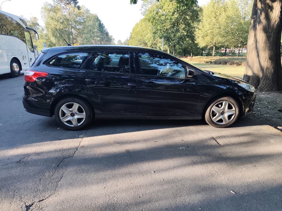 Ford Focus Karavan 1,0 EcoBoost, fotografija 6