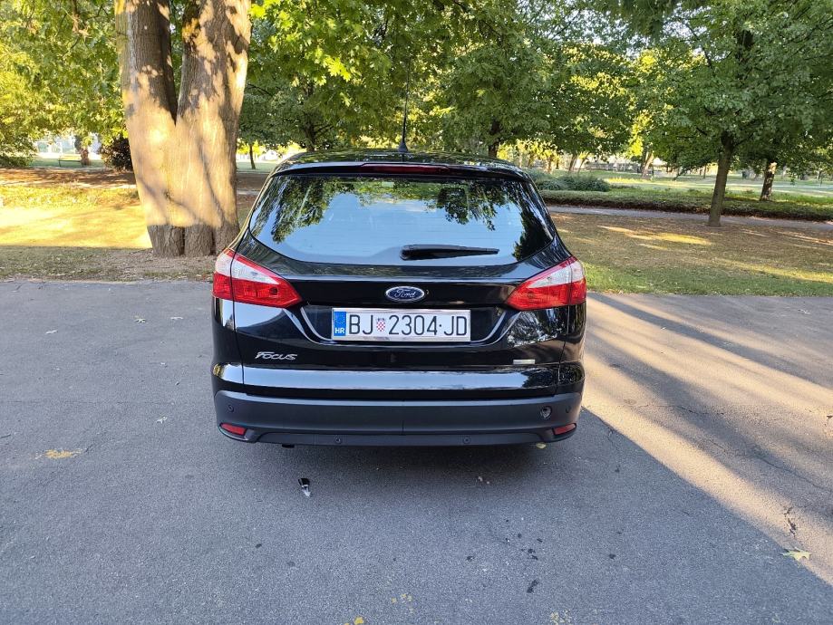 Ford Focus Karavan 1,0 EcoBoost, fotografija 4