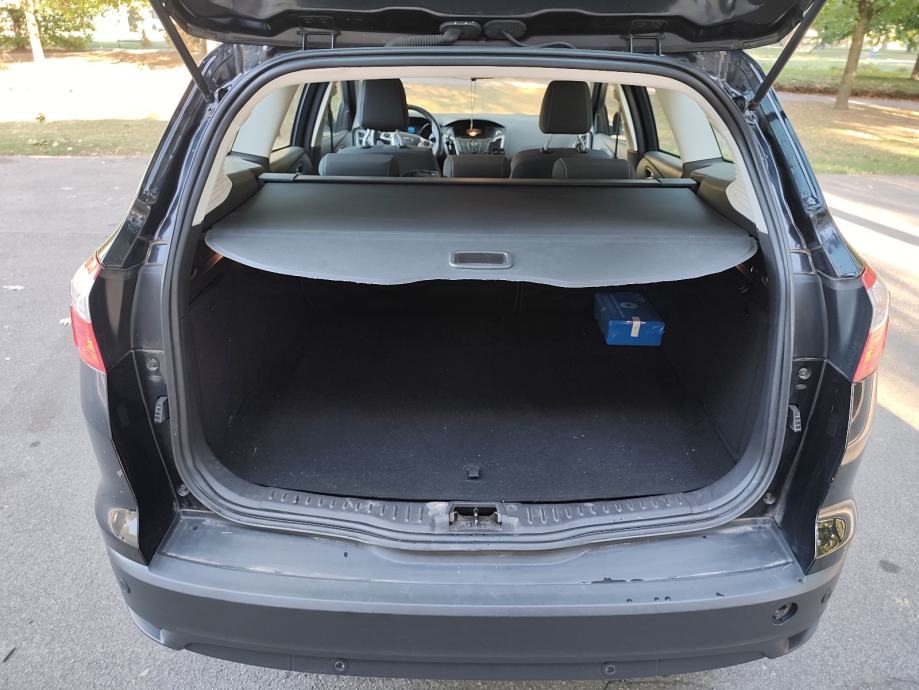 Ford Focus Karavan 1,0 EcoBoost, fotografija 15
