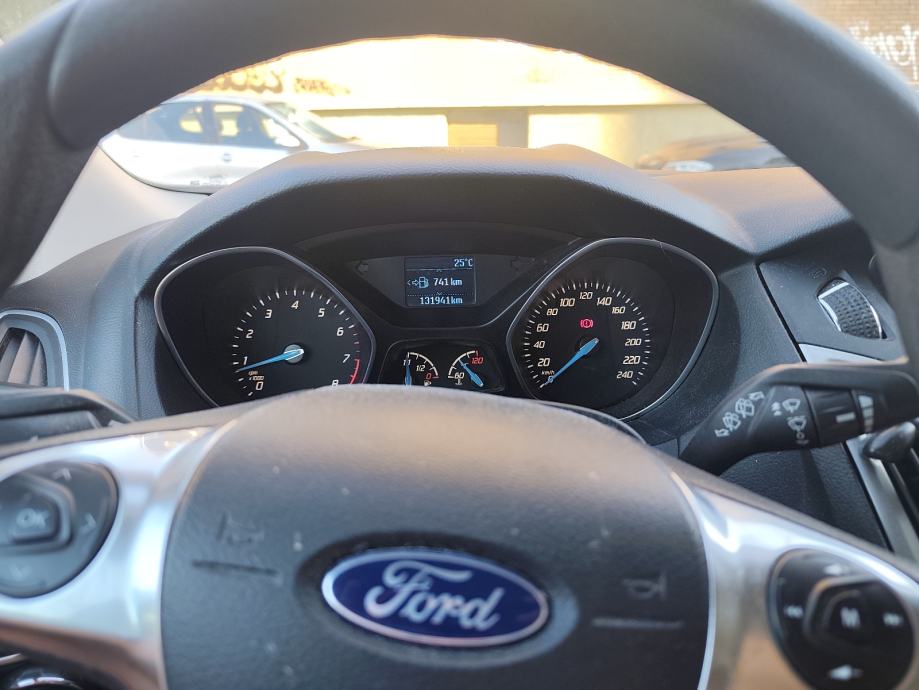 Ford Focus Karavan 1,0 EcoBoost, fotografija 20