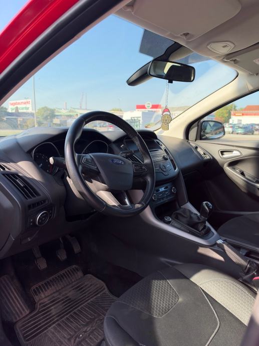 Ford Focus Karavan 1,0 Sport, fotografija 7