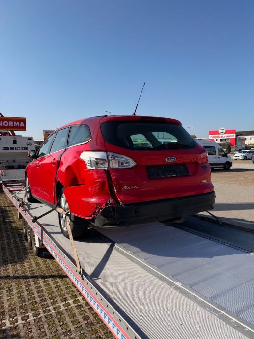 Ford Focus Karavan 1,0 Sport, fotografija 3