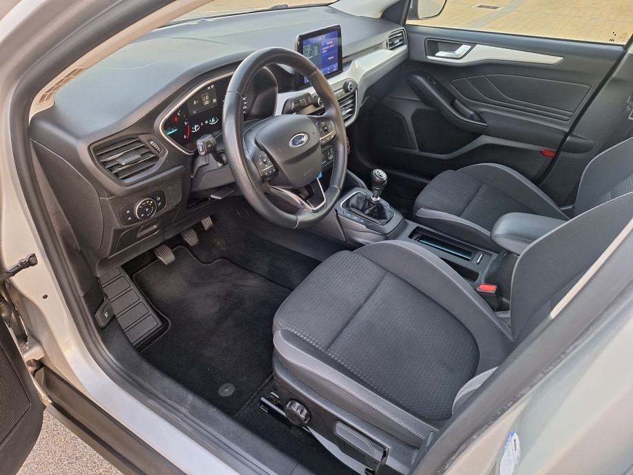 Ford Focus Karavan 1,5 EcoBlue ,LED svjetla,Kamera,servisna 126 tkm, fotografija 7