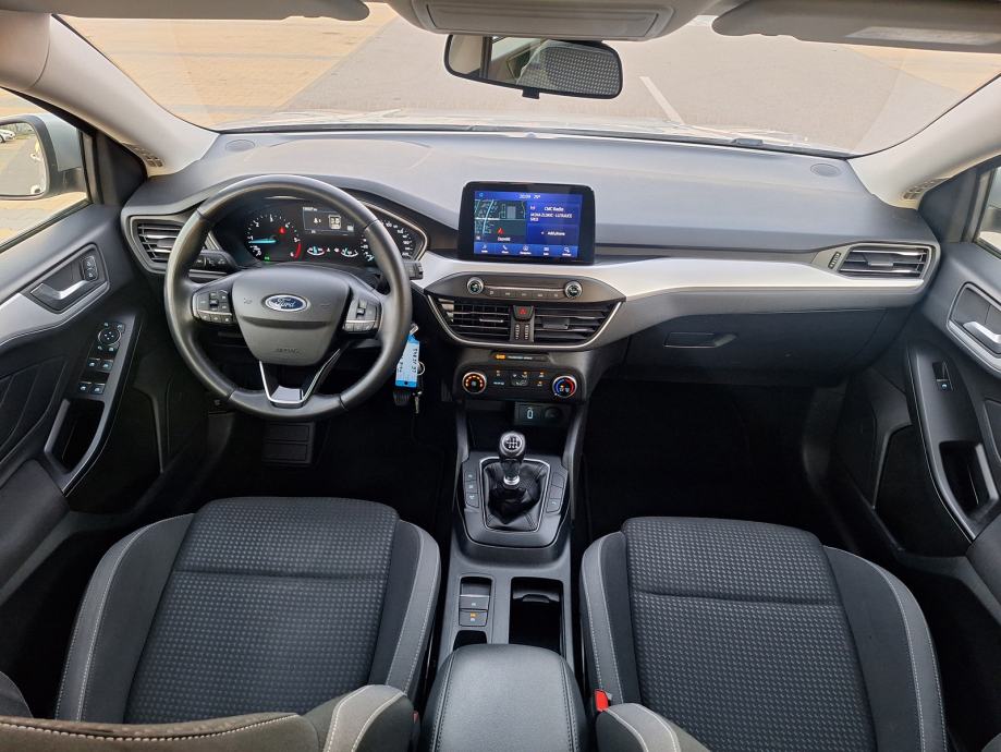 Ford Focus Karavan 1,5 EcoBlue ,LED svjetla,Kamera,servisna 126 tkm, fotografija 12