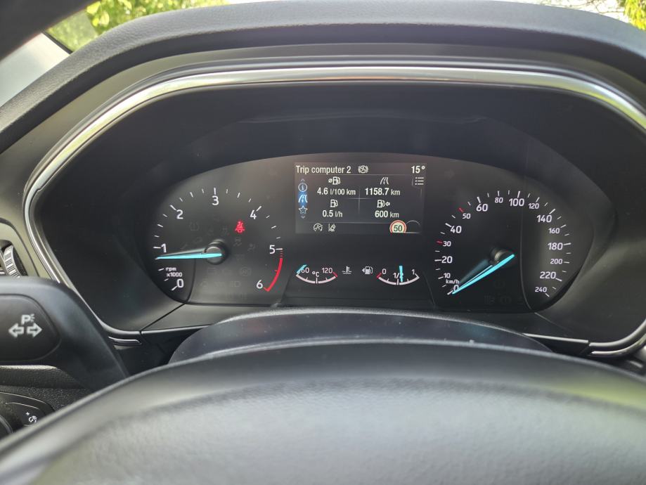 Ford Focus Karavan 1,5 EcoBlue, fotografija 10