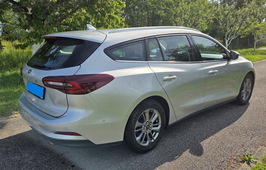 Ford Focus Karavan 1,5 EcoBlue, fotografija 5