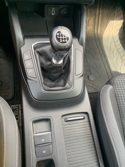 Ford Focus Karavan 1,5 EcoBlue, fotografija 13
