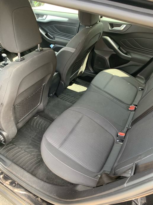 Ford Focus Karavan 1,5 EcoBlue, fotografija 17