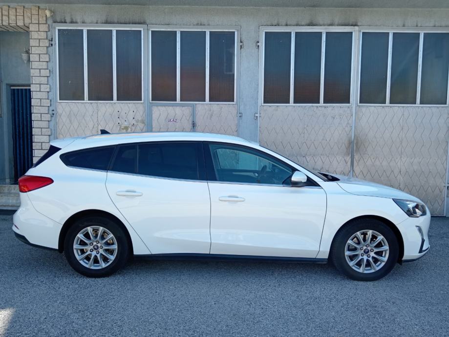 Ford Focus Karavan 1,5TDCI Reg. Godinu Dana, fotografija 2