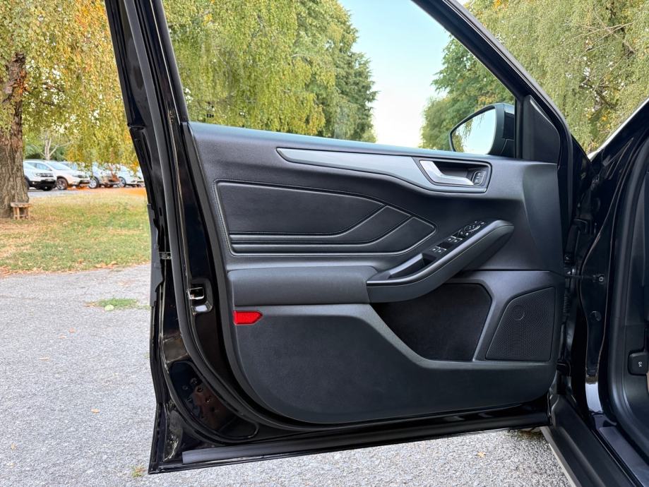 Ford Focus Karavan 1,5 tdci ACTIVE-HEAD UP-AUT.KLIMA-GR.SJED.-KUKA, fotografija 10