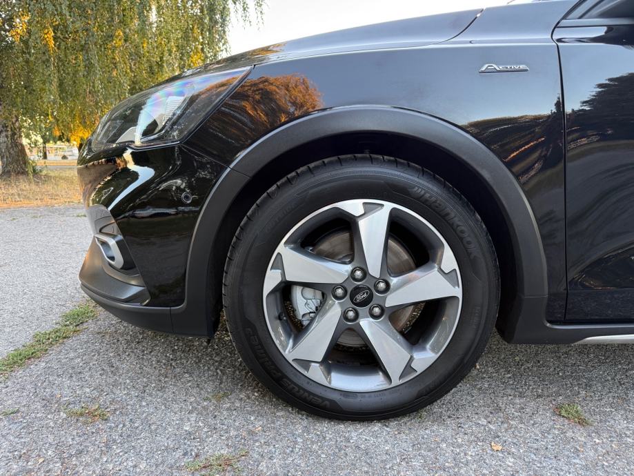 Ford Focus Karavan 1,5 tdci ACTIVE-HEAD UP-AUT.KLIMA-GR.SJED.-KUKA, fotografija 9